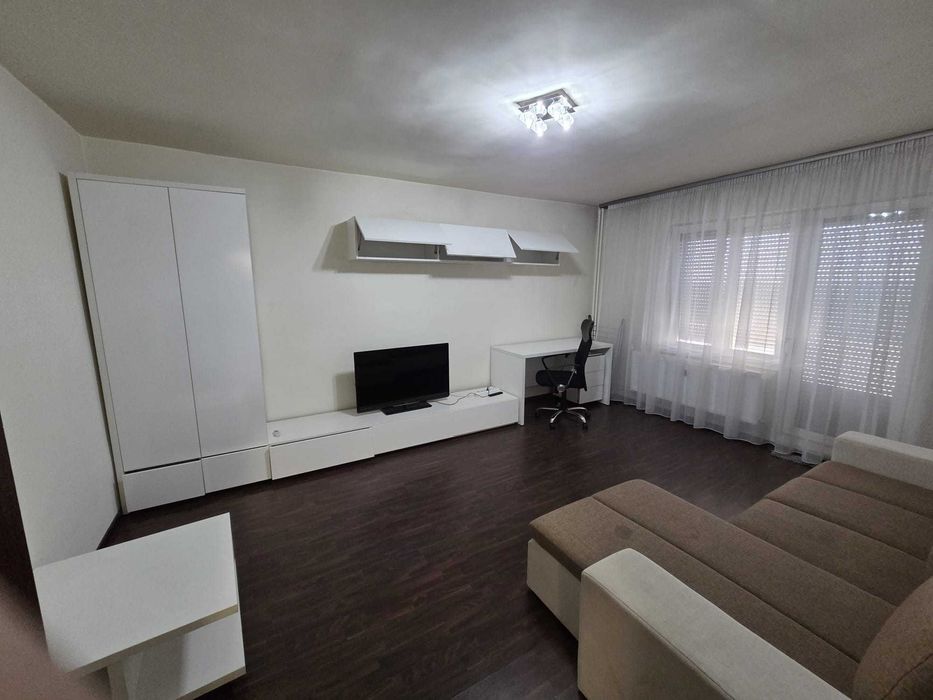 Apartament cu o camera de inchiriat
