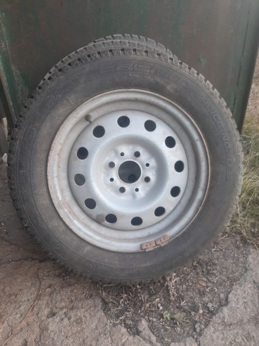 Продам шины с дисками на 14