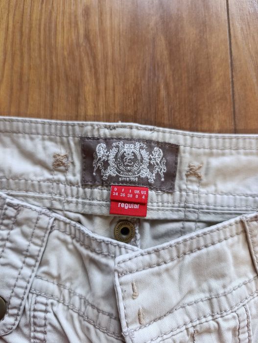 Дълги тънки панталони