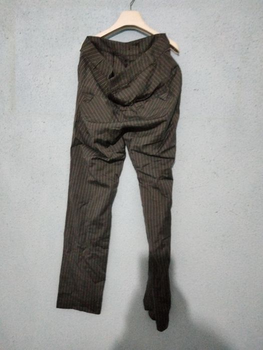 Pantaloni noi marimea 36