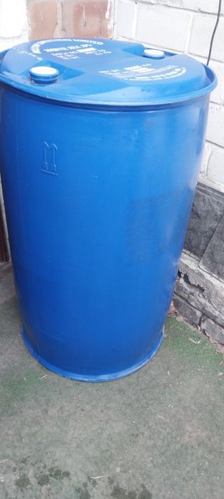 Продам бочки пластмассовые из под пищевого продукта