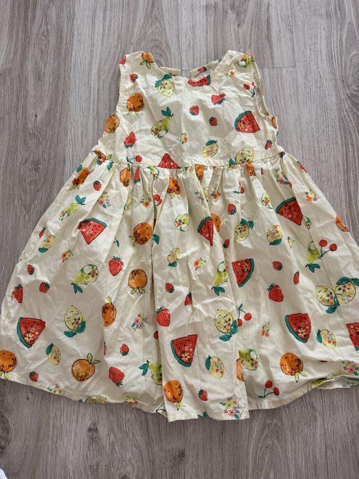 Детски рокли H&M и LC waikikin