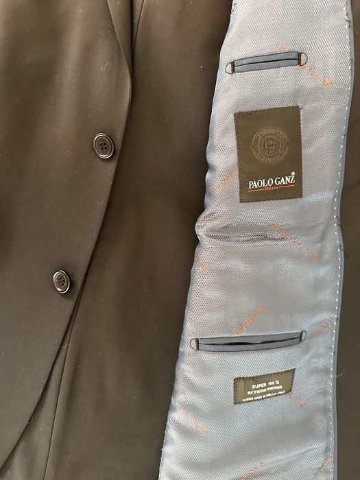 Мужские костюмы новые и без бирки