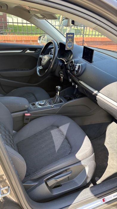 Audi A3  Sedan Sline 1.6 Manual 2016 Proprietar