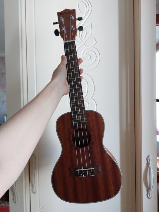 Укулеле R Empire