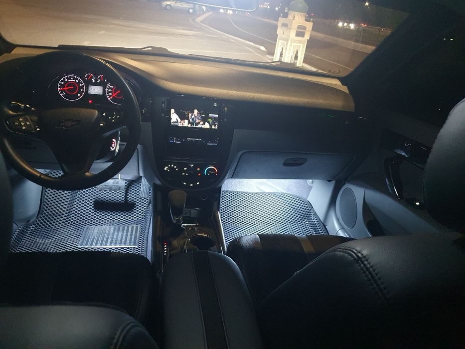 Автомобиль транспорт