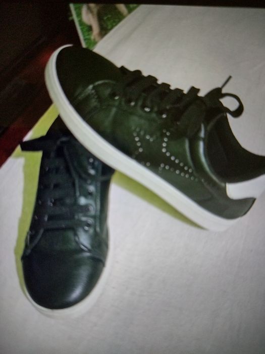 Sandale ,papuci, expadrile dantelate de vara, adidași, pantofi piele,.