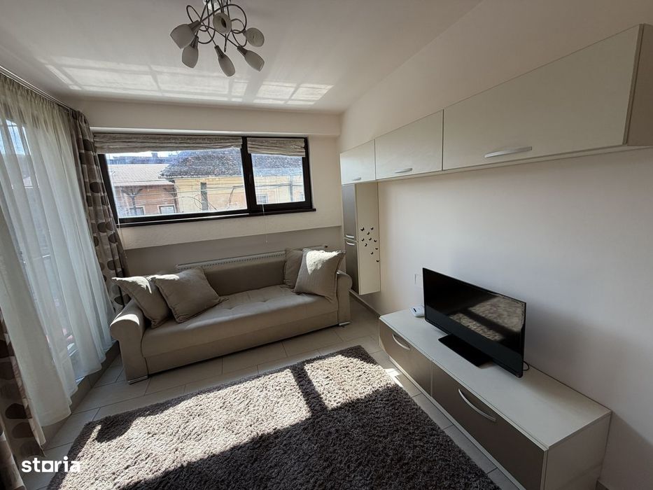 Apartament 2 camere bloc nou + Parcare / Centru / semicentral / UMFST