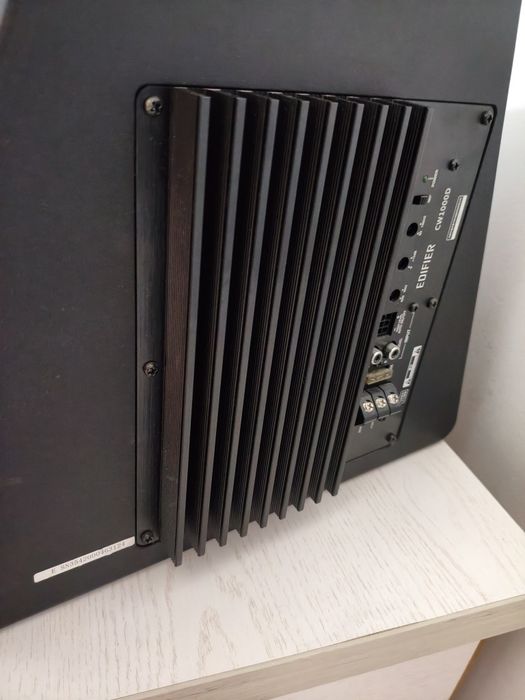 Prodam aktivniy bufer Edifier 1000W
