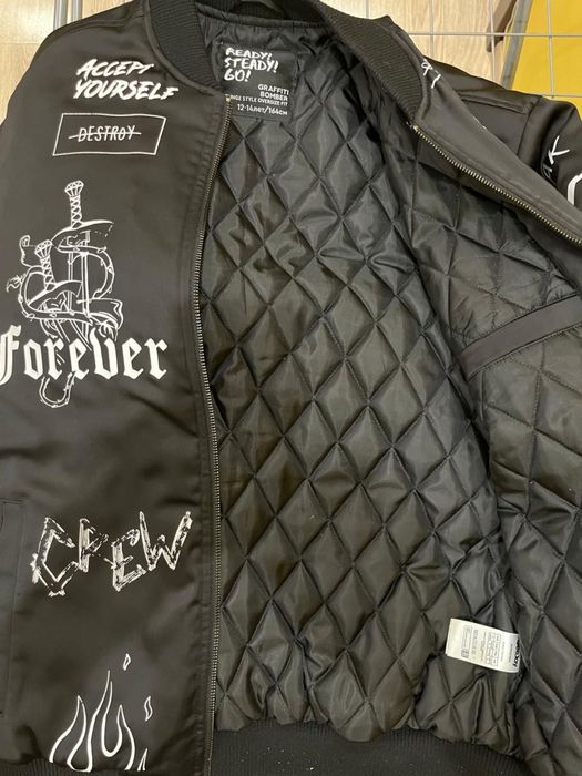 Куртка для подрлстка в отличнлм состоянии