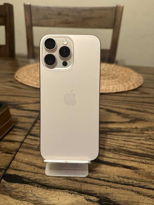 iPhone 16 Pro Max, 256 ГБ, White Titanium