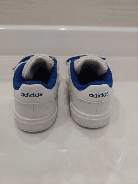 Детски обувки Adidas