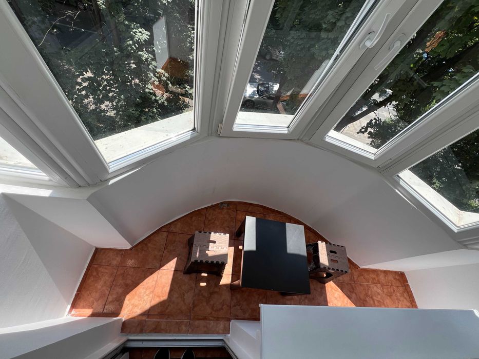 Garsonieră decomandată 42 mp | Bd. Ghica Tei 89 | Etaj 2 | 400 €/lună