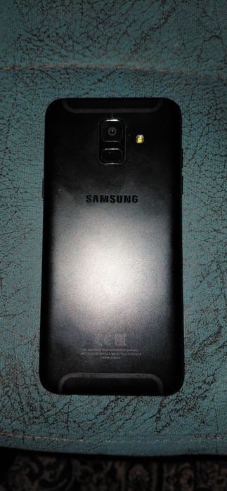 Samsung A6 в отличном и рабочем состоянии