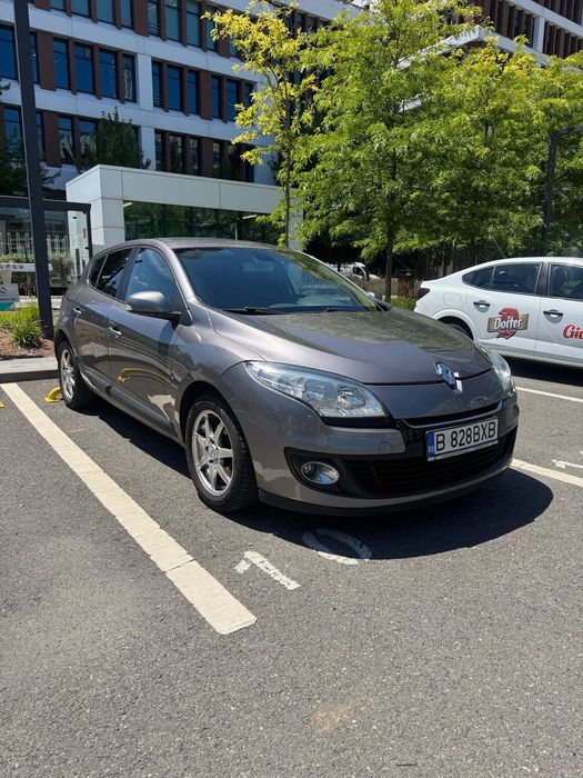 Renault Megane Ambreiaj , volanta , baterie noi .