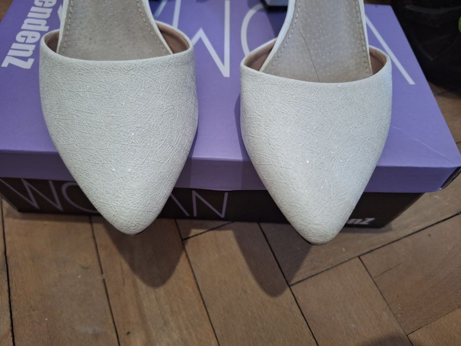 Официални обувки (бели)