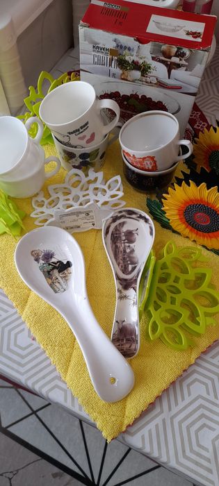 Продам чайники, тарелки, бокалы