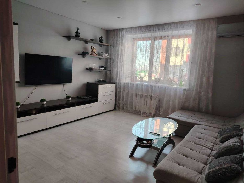 Продам 2-х комнатную квартиру, 65 м.кв.