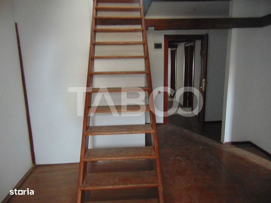 Pensiune cu 19 camere de inchiriat in Sibiu zona Centrala