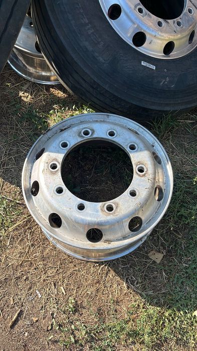 Жалаңаш Арнтгольцылардың суреттері