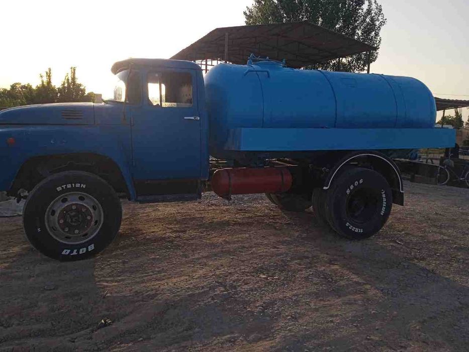 Zil 130 vadovoz sotiladi