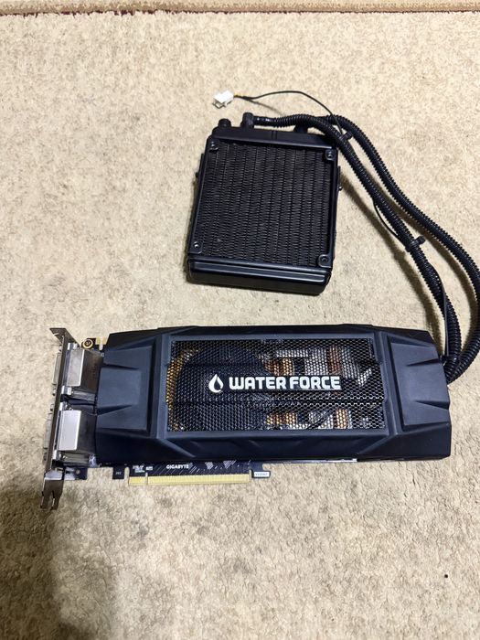 Gigabyte GeForce GTX 980 WaterForce