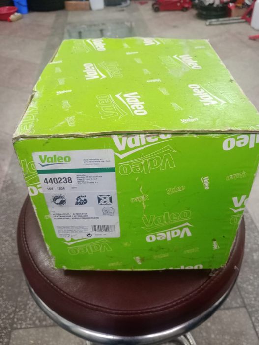 Vând Alternator Mercedes Sprinter Nou