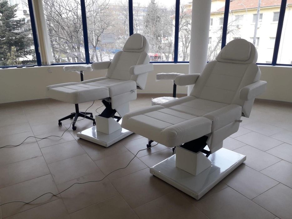 Електрически масажни/процедурни кушетки с 3 мотора
Електрическа масажн