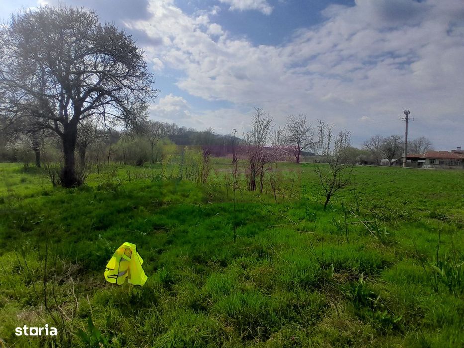 De Vanzare Teren 3400 Mp In Sat Podu Ilfovat / Com Buturugeni (Gr)