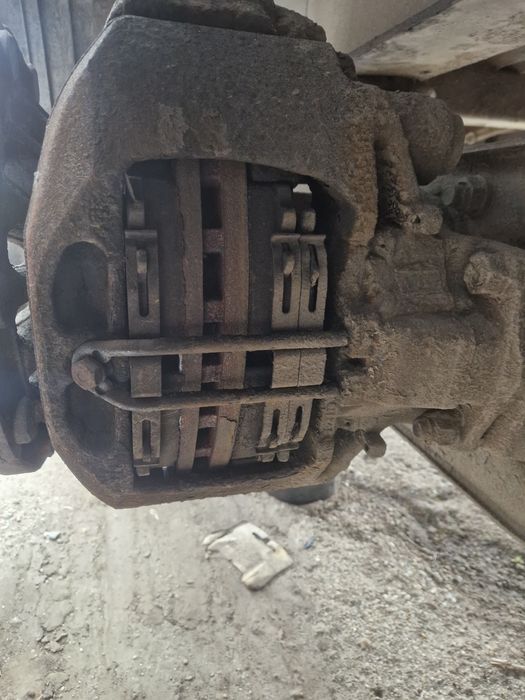 Vând semiremorca  KRONE