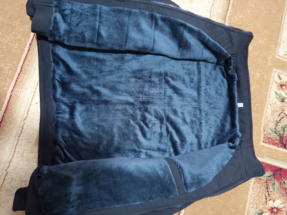 Две мужские куртки новые