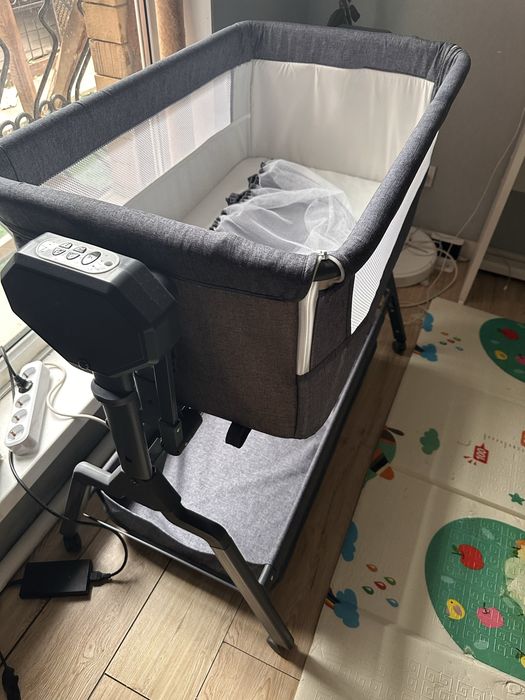 Детская кроватка Kidilo с автоукачиванием