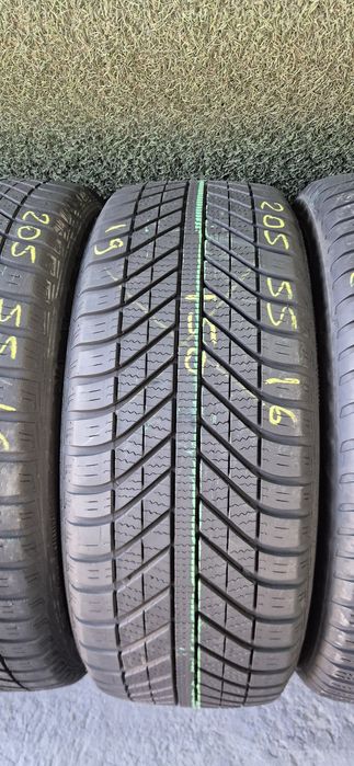 205 55 16 Goodyear 4seasons m+s