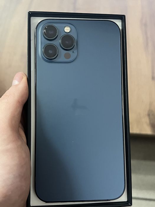 Iphone 12 pro max (256,80)