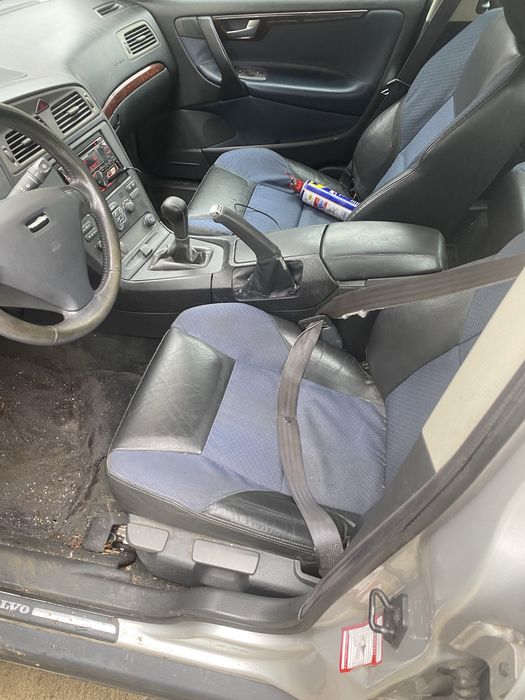 Волво s60 d5 на части