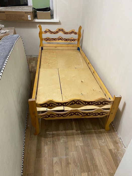 Кровать односпальная