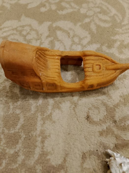 Кораблики для аквариума и ракушки