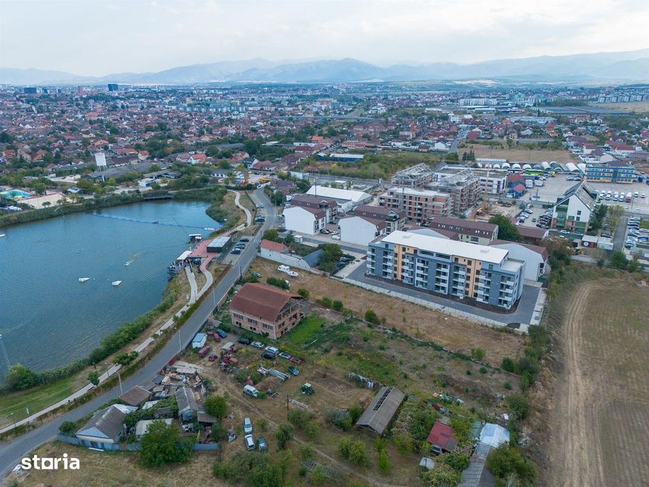 Apartament cu 2 camere și curte proprie de 21 mp - Lacul Binder