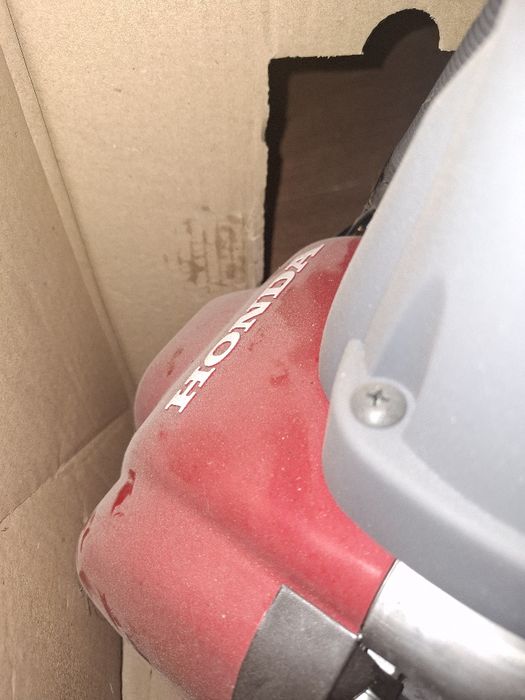 Бензинов тример Honda