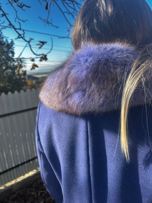 Palton guler vulpe culoare deosebită mărimea M