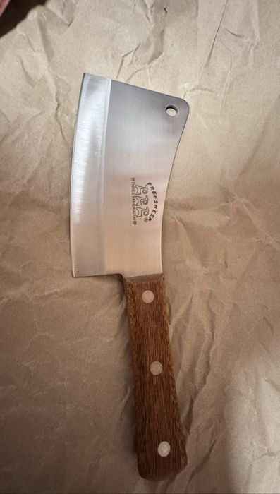 Cuțite măcelărie noi