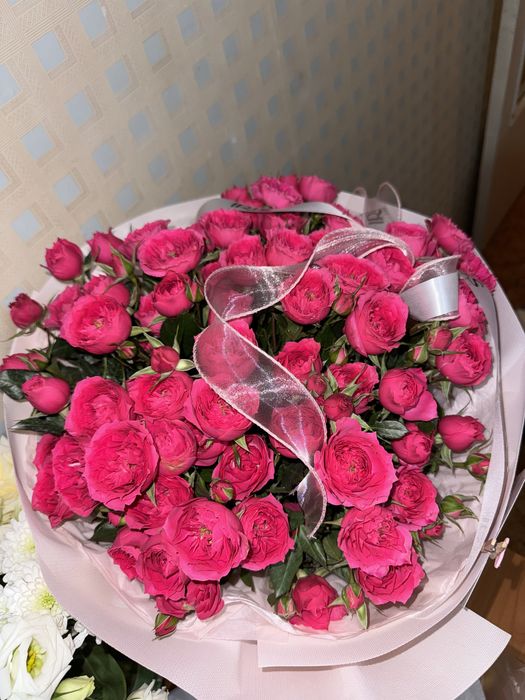 Продам цветы.. вчера ночью купили