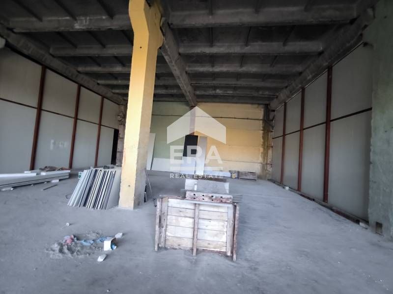 Дава се под наем Склад в Хасково, Овчарски - 200 кв.м за 600 € - Снимка #3