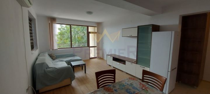 Дава се под наем Двустаен апартамент в Варна, Бриз - 70 кв.м за 510 € - Снимка #4