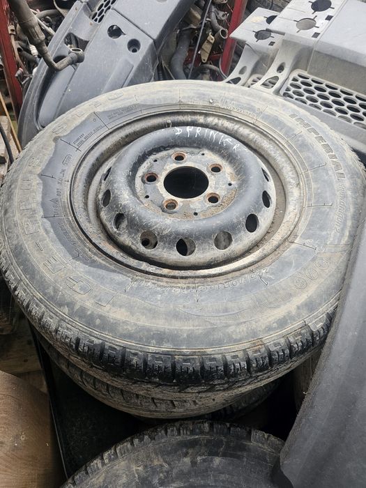 Roata janta si anvelopa Sprinter an 2004 225/70 R15