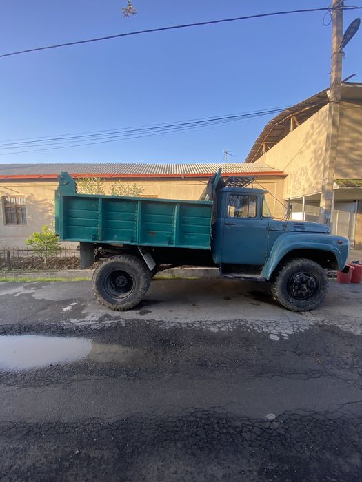 Zil 130 sotiladi