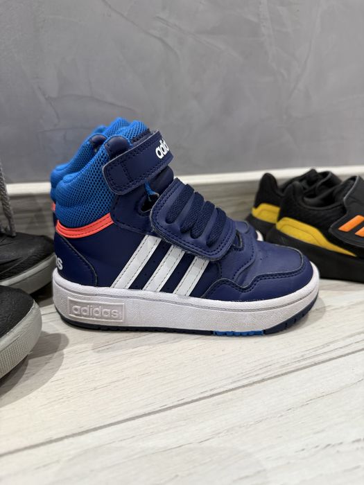 Детски обувки Демар и Адидас