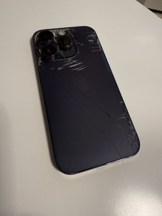 Vand iphone 14 pro 128gb