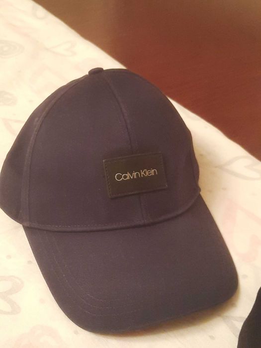 Продам шапки, капор, шарфы