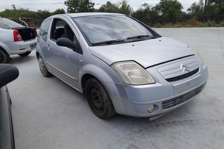 Lampa / Tripla stop dreapta pe aripa Citroen C2 prima generatie